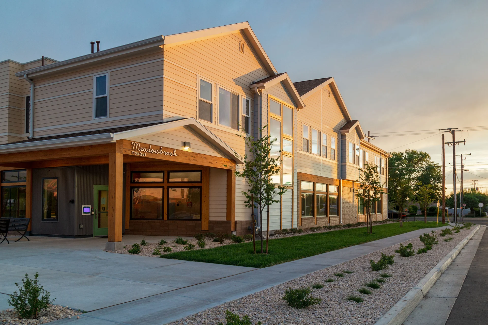 Meadowbrook Apartments